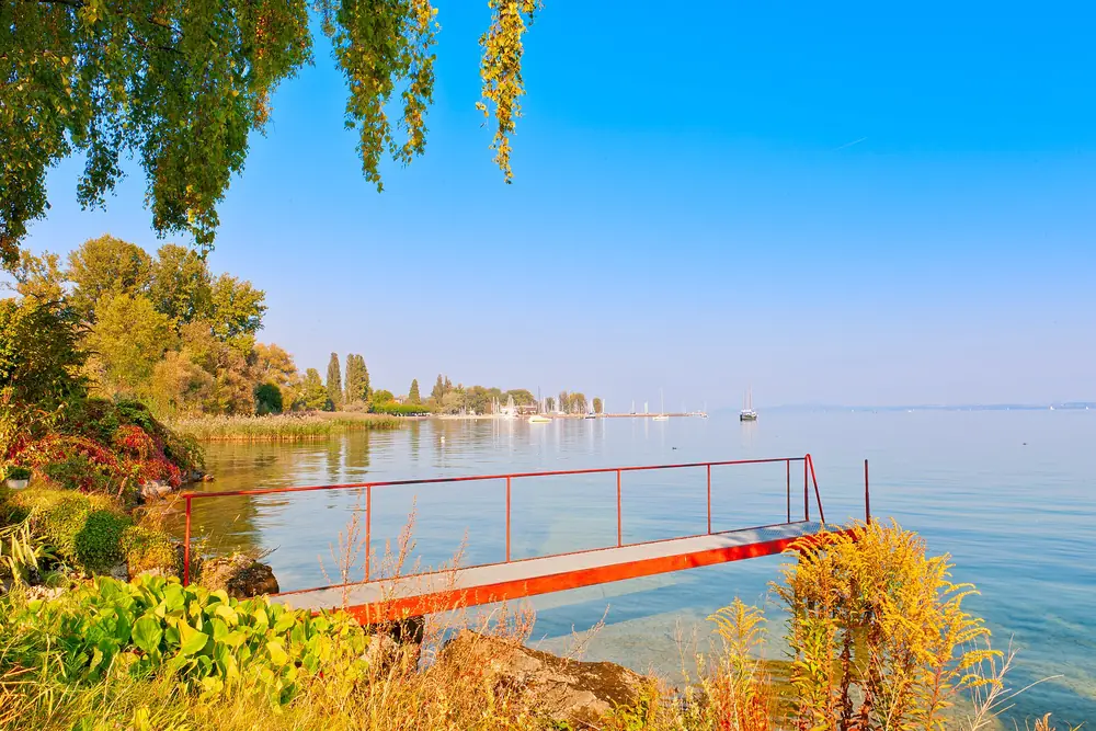 Le port du Conty à Saint-Aubin-Sauges, au bord du lac de Neuchâtel